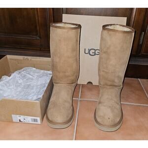 UGG Women's Classic Tall II Sheepskin Boots Chestnut Size 8